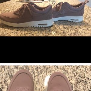 Women’s Nike Air Max Thea
